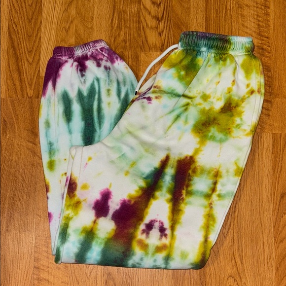 Tie-Dye unisex sweat Pants- NWOT - Picture 3 of 4